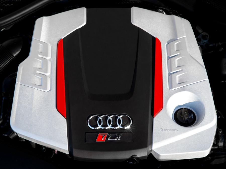 Моторный отсек Audi A6 TDI Concept (4G, C7) 2014 года  (фото 7 из 12)